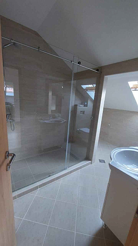 Zwei -Schlafzimmer -Wohnung in Budva in der Nähe der Altstadt — photo 8